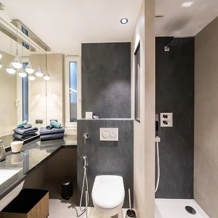 Le Luxury Design De La Vieille